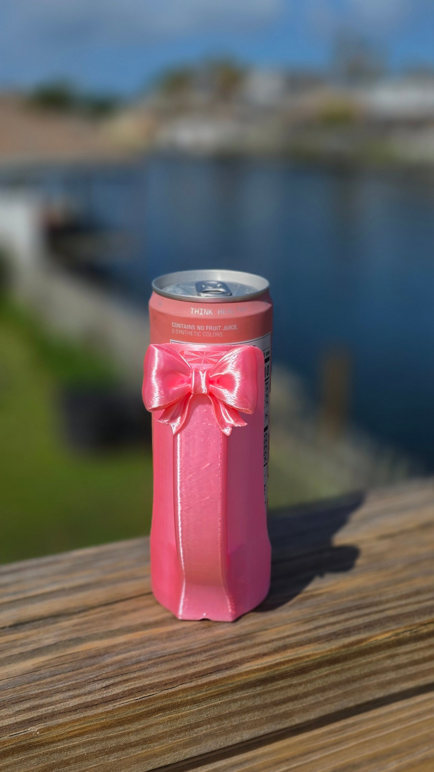 Bow Slim Can Holder