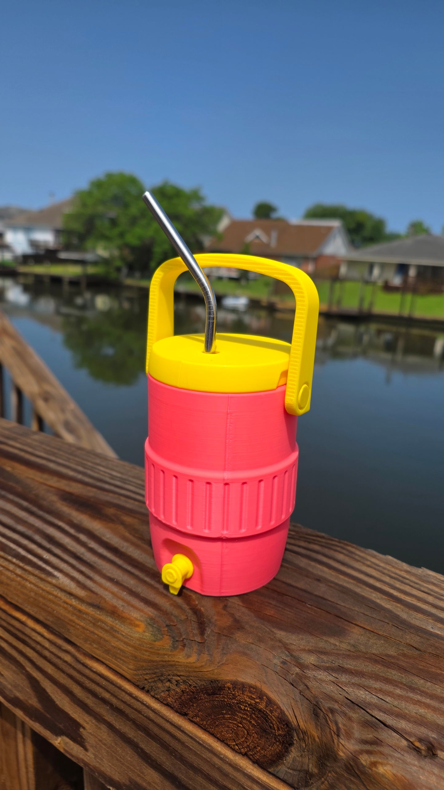 Retro Slim Can Holder